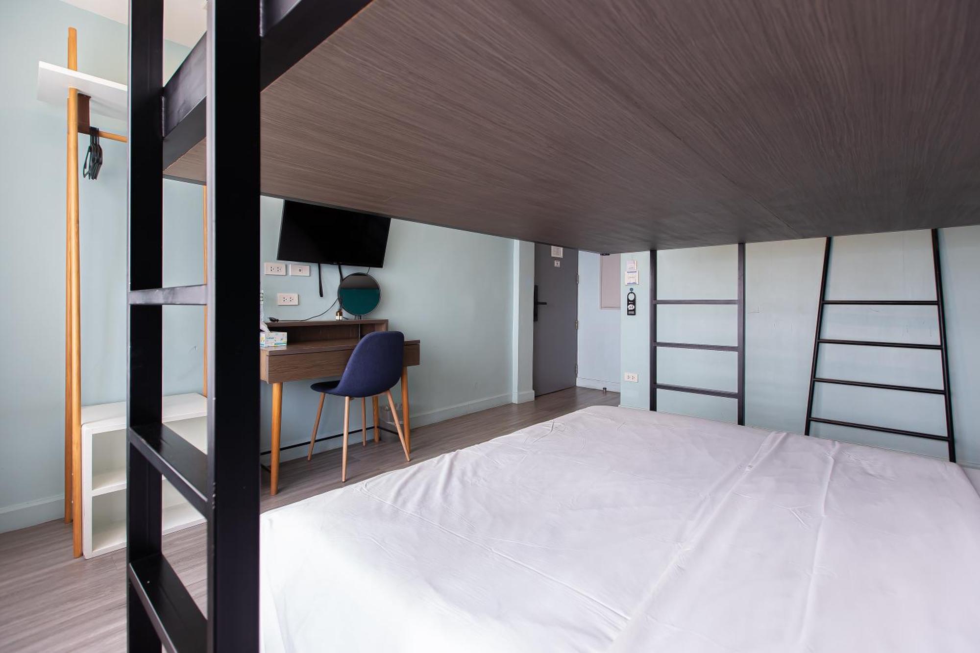 Simply Sleep Hostel Bangkok Exteriör bild
